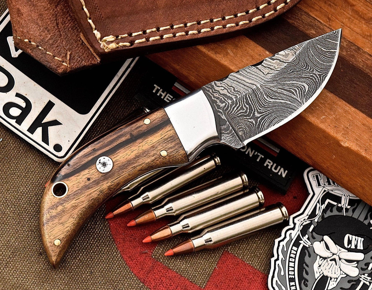 Custom Handmade Damascus Steel Skinning/Camping/Hunting Knife