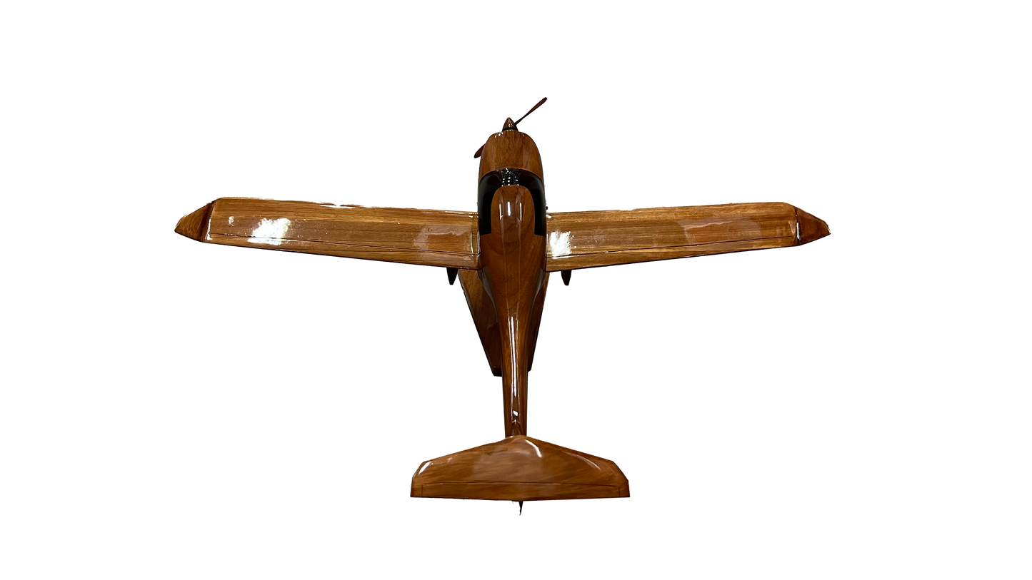 DA-20 ( DA20 ) Diamond Mahogany Wood Desktop Aircraft Model.