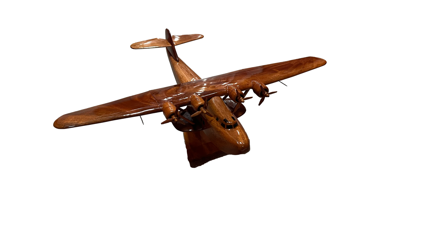 M-130 ( M130 ) China Cilpper Mahogany Wood Desktop Airplane Model