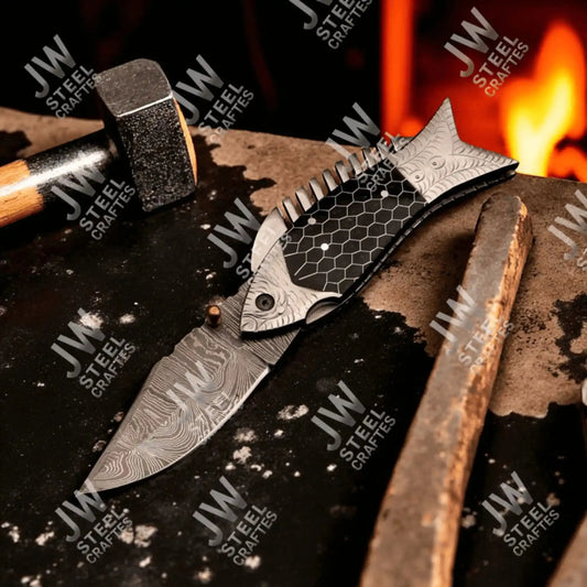 Handmade Damascus Steel Folding Knife – Black Honeycomb Handle, Engraved Bolster