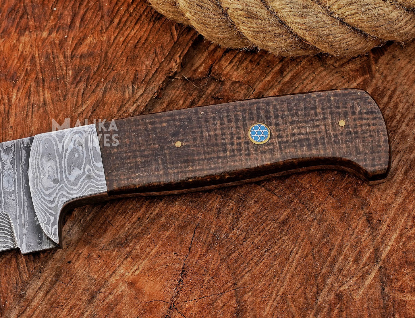 Custom Hunting Knife – Premium Stainless Damascus with Leather Sheath