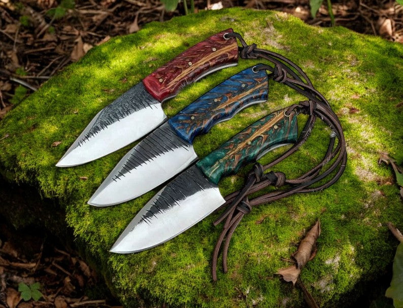 Custom Handmade Fixed Blade Knife – 8" High-Carbon Steel Blade with Epoxy Pine-Cone Handle